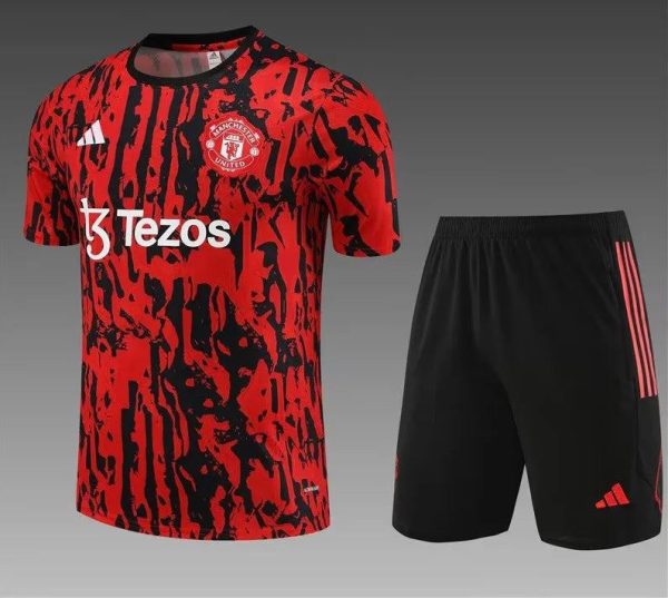 Kit maillot Manchester United 2023 2024