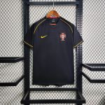 Portugal maillot foot Retro 2006 Domicile Ronaldo Noir