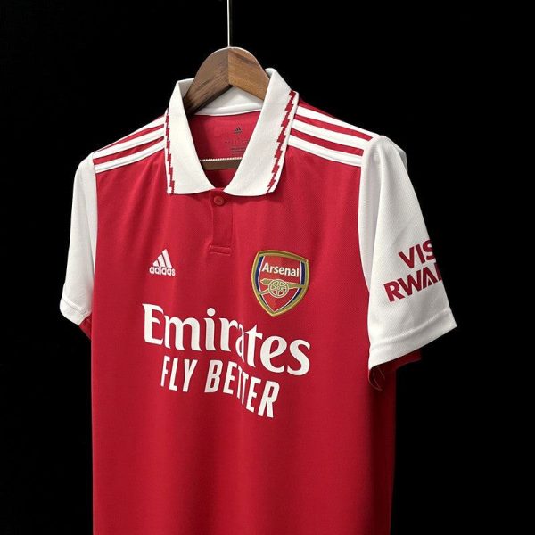 Camisa principal do Arsenal 2022 2023