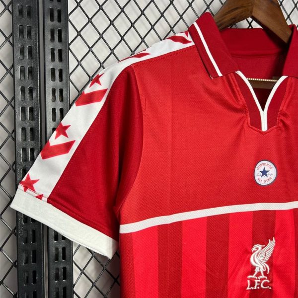 Liverpool maillot foot 2024 2025 Converse