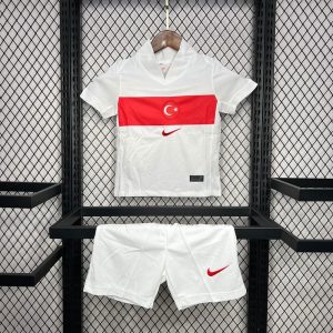 Kit per bambini Turchia 2024 2025