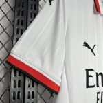 Camisa de futebol alternativa do AC Milan 2024 2025