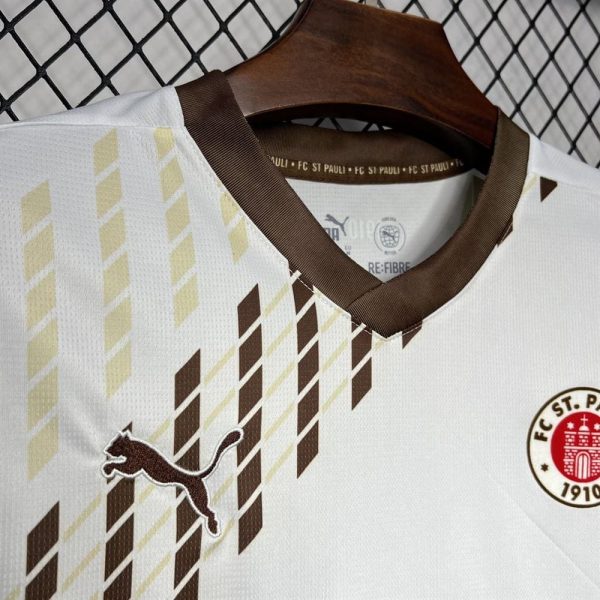 FC St. Pauli Maillot foot 2024 2025 Extérieur