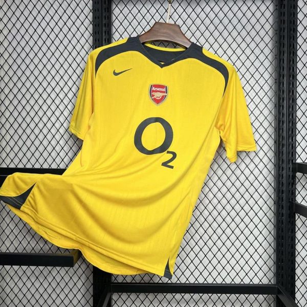 Camisa de futebol Arsenal 2005 2006 retrô