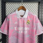 Real Madrid maillot concept rose