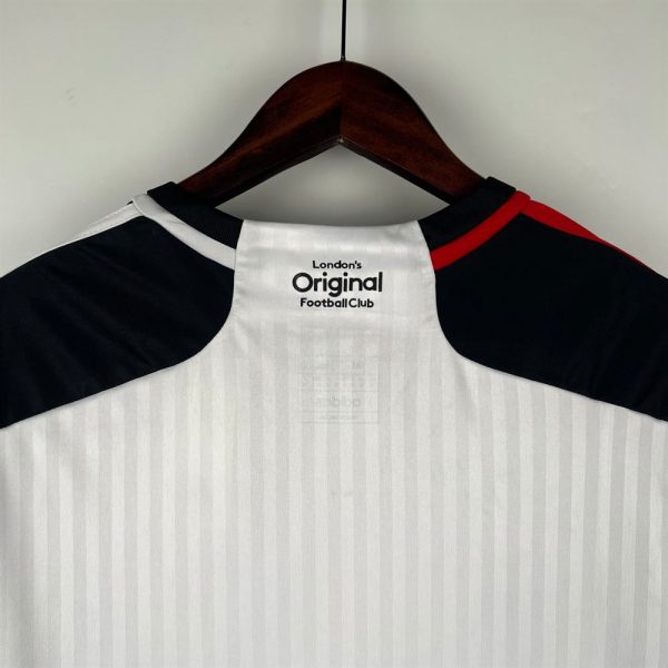 Maglia casalinga del Fulham 2023 2024