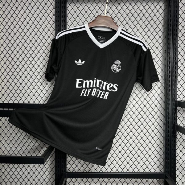 Real Madrid maillot foot entraînement 2024 2025