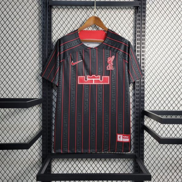 Liverpool maillot Lebron James 2023