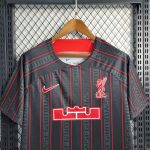 Liverpool maillot Lebron James 2023