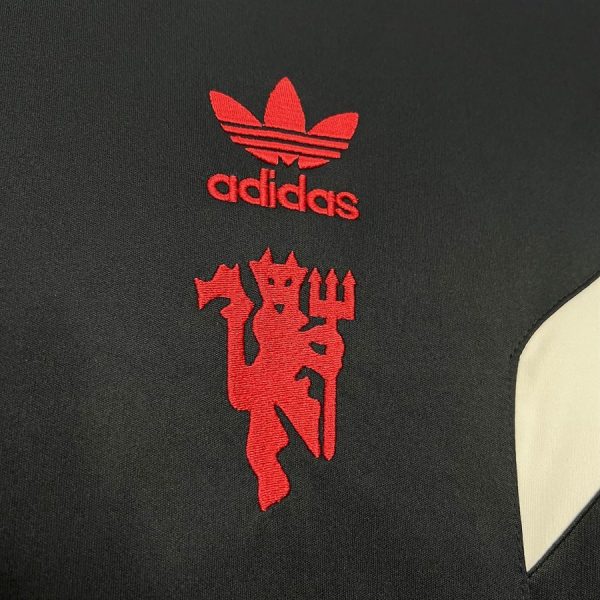 Manchester United maillot foot 2024 2025