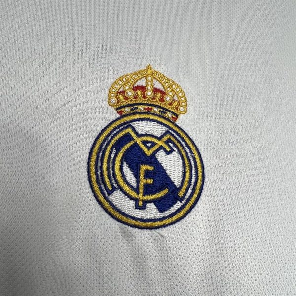 Camiseta de futbol conceptual del Real Madrid 2024 2025